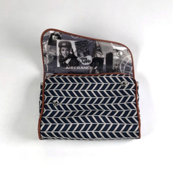 Air France - Navy Blue - Amenity Pouch - Picture 3 of 3